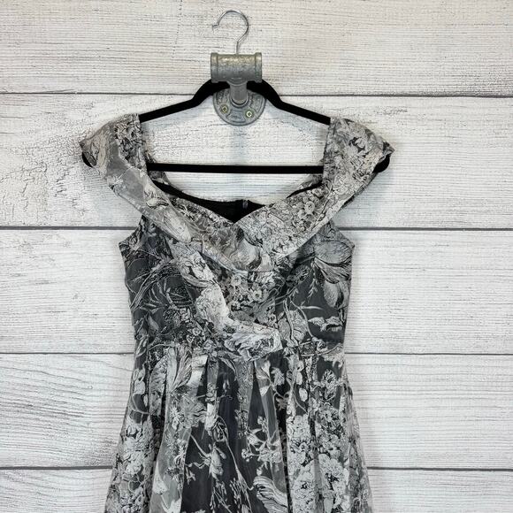 Toleen Women's Grey & Black Floral Off The Shoulder Maxi Dress Size Small - Picture 11 of 11